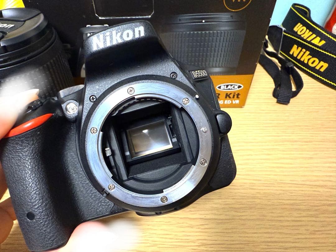 Nikon D5500 18-140 VR Kit 箱あり★
