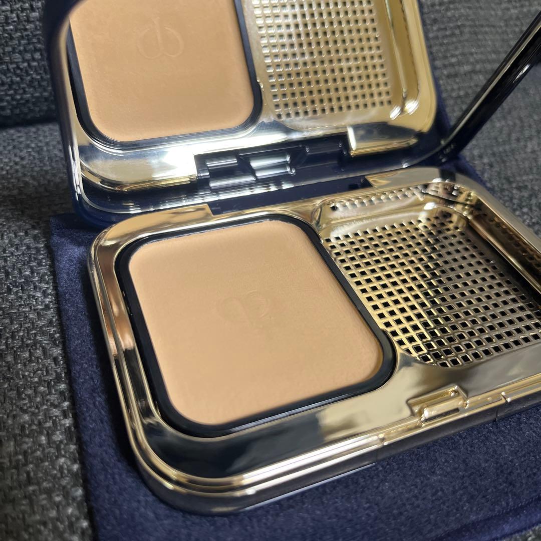 クレ・ド・ポーボーテ タンプードルエクラⅡ オークル10 ケース付き