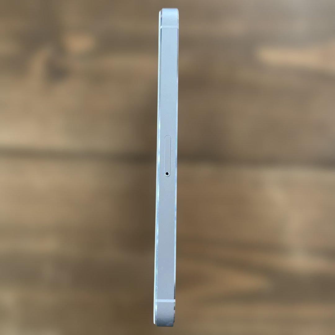 【n】美品 iPhone 5s 64GB シルバー 箱あり 動作品