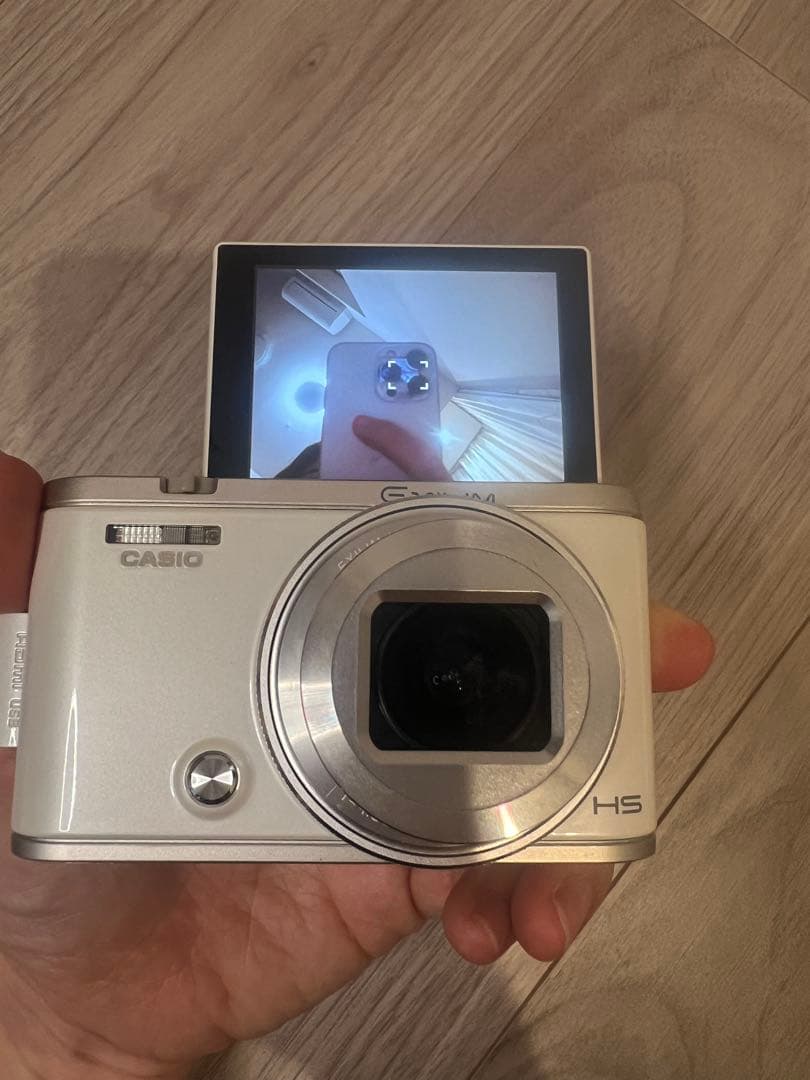 デジタルカメラ CASIO EXILIM EX-ZR4000