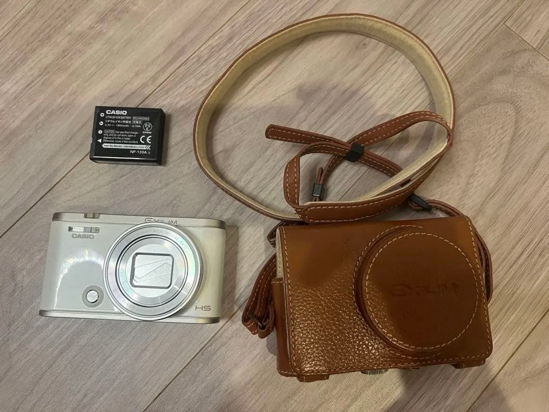 デジタルカメラ CASIO EXILIM EX-ZR4000