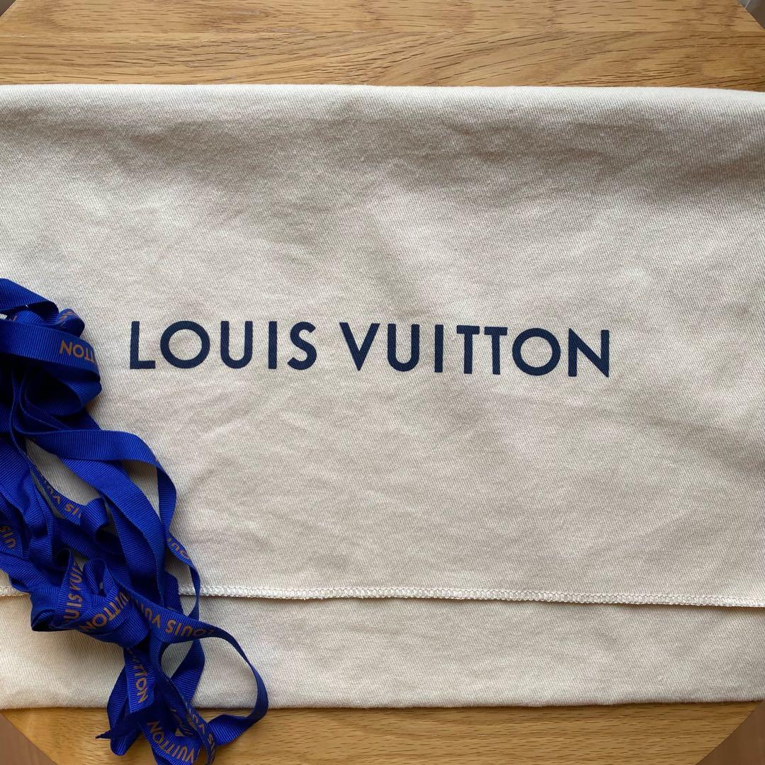 ルイヴィトン　VUITTON トリオメッセンジャー ショルダーバッグ　ヴィトン