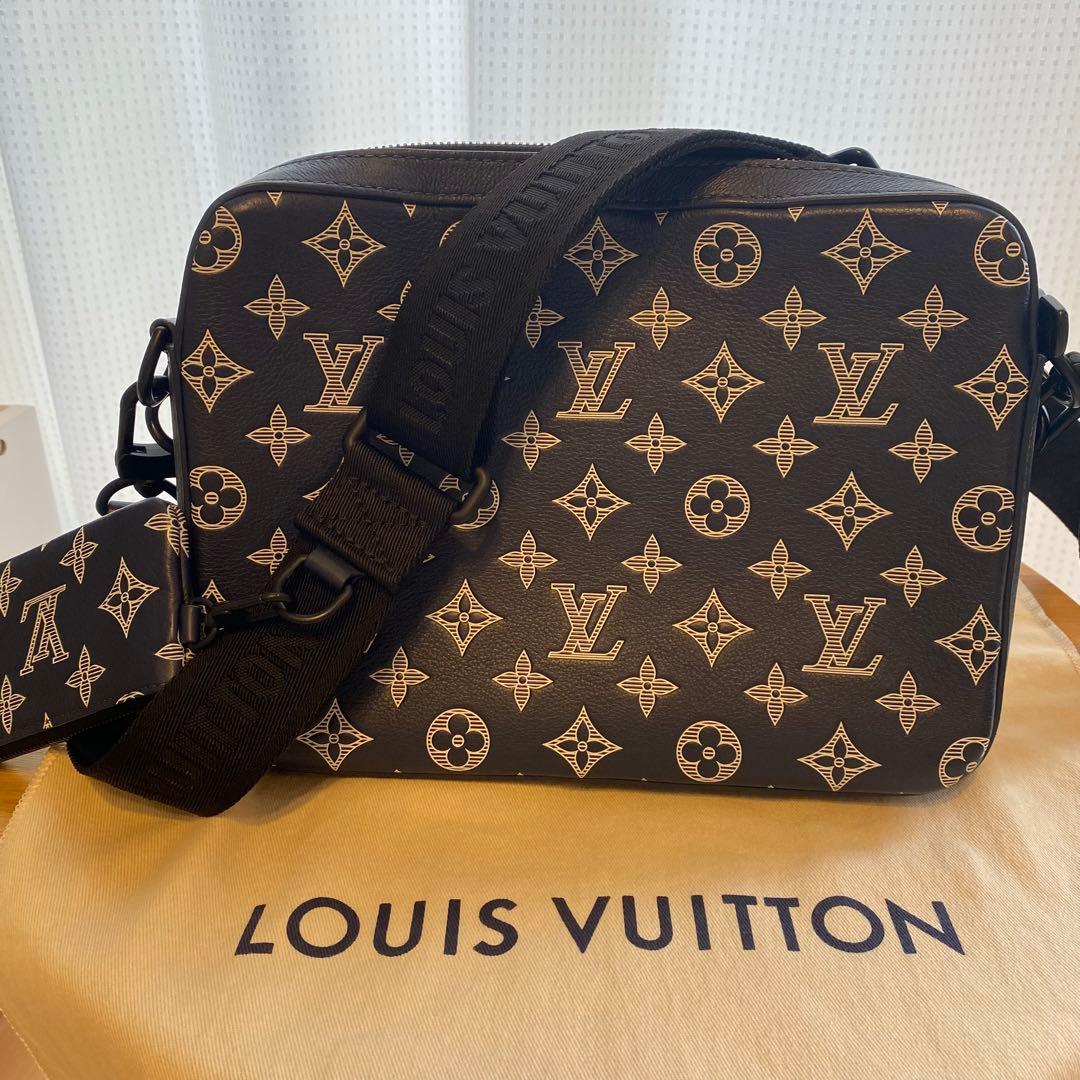 ルイヴィトン　VUITTON トリオメッセンジャー ショルダーバッグ　ヴィトン