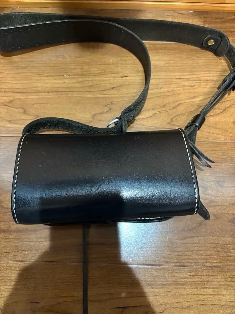 ラッキージョン　ショルダーウォレット