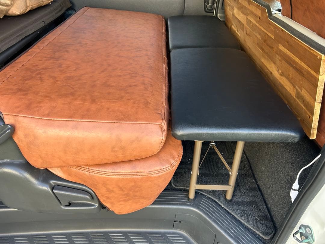 ハイエース　ベッドキット延長用　足元マット　車中泊