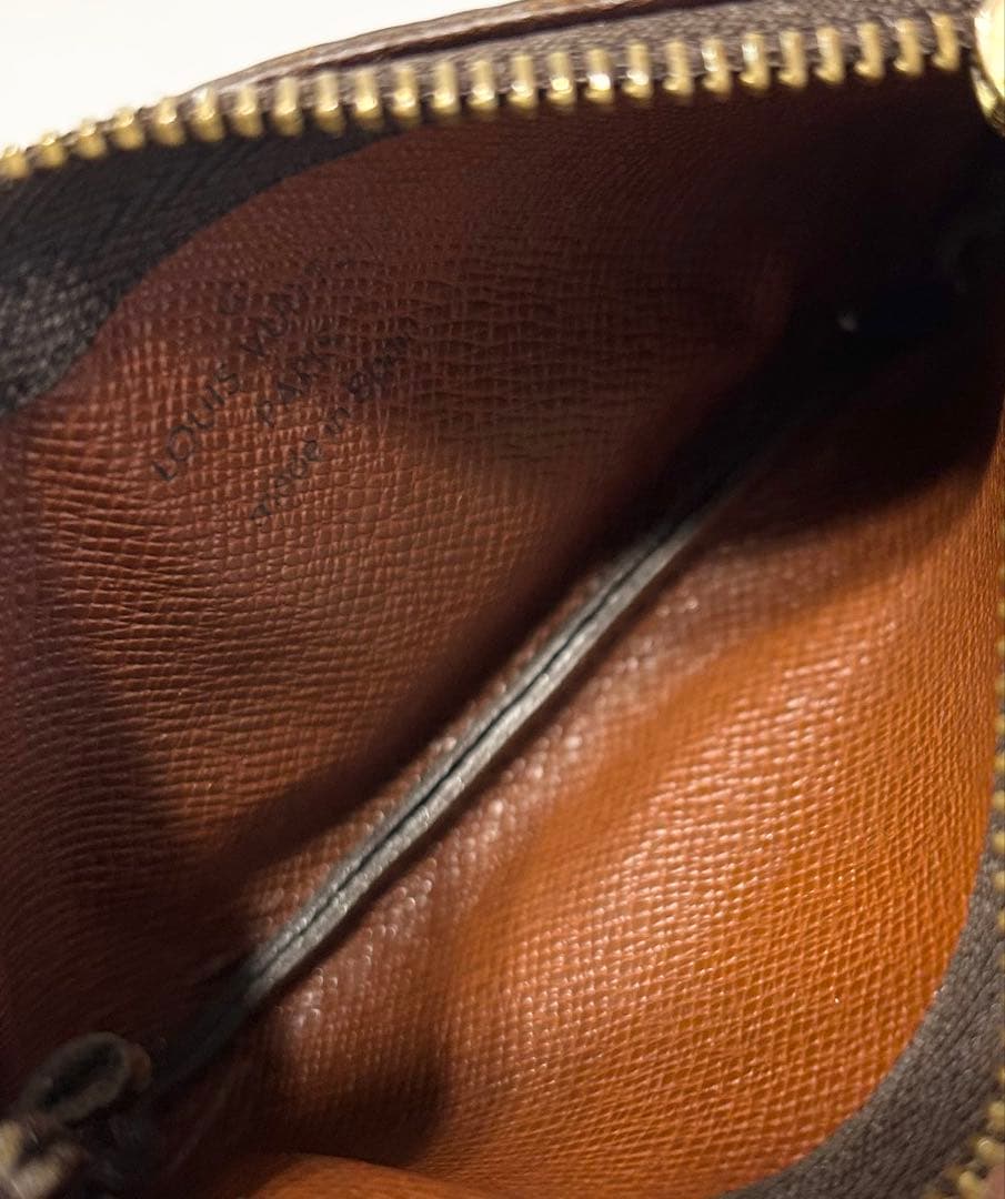 【LOUIS VUITTON】美品☆ポシェットクレ　モノグラム　ケース