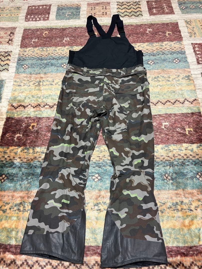 ボルコムGORE-TEX ジャケット　GORE-TEXビブパンツ　セット