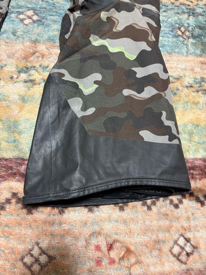 ボルコムGORE-TEX ジャケット　GORE-TEXビブパンツ　セット