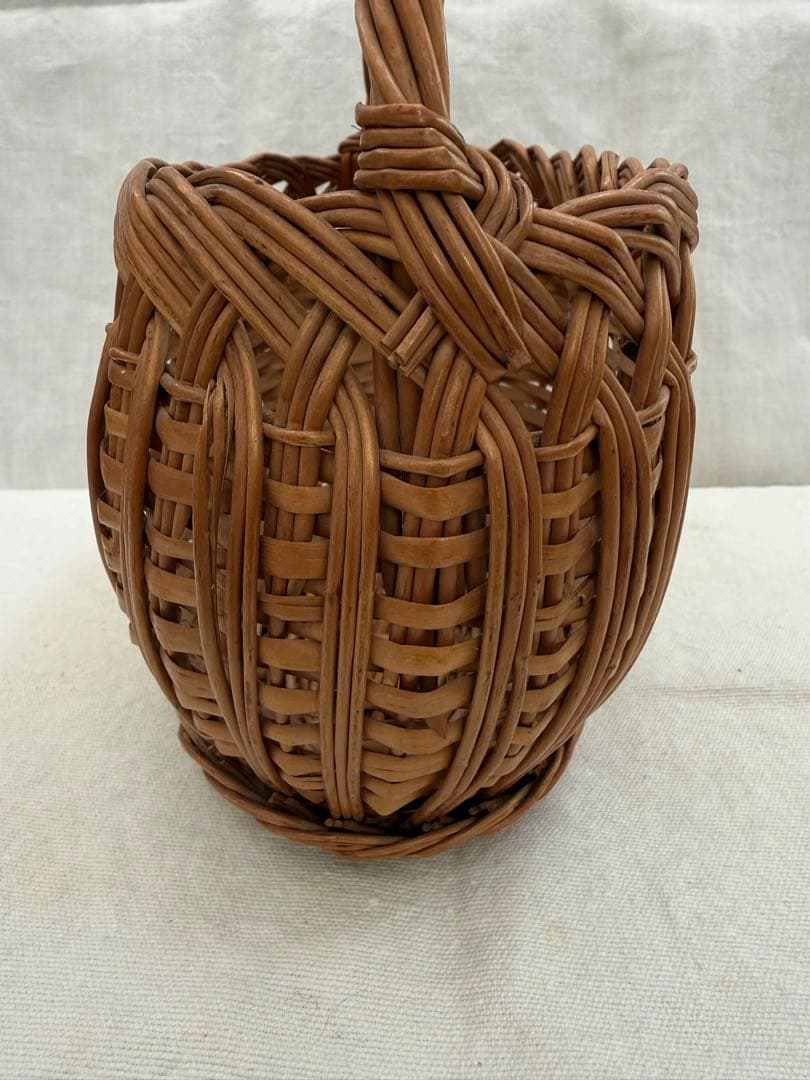 フランス　アンティークパニエ　蚤の市