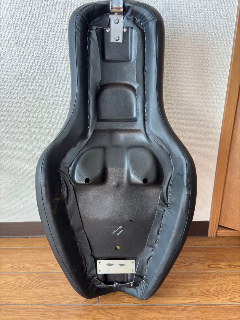 【SALE】スポーツスター　リジスポ　XLH 純正シート　〜03まで