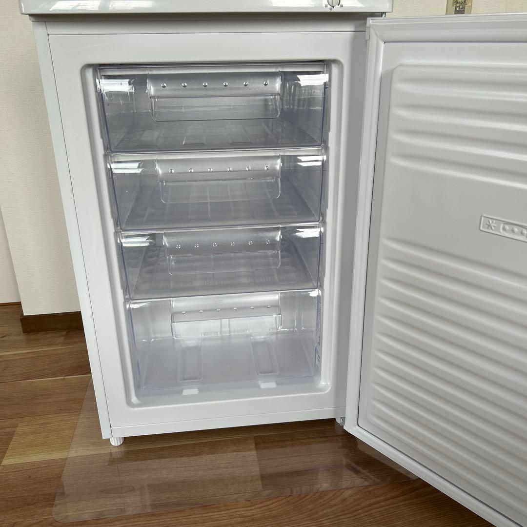 冷凍庫　4つ引き出し付き