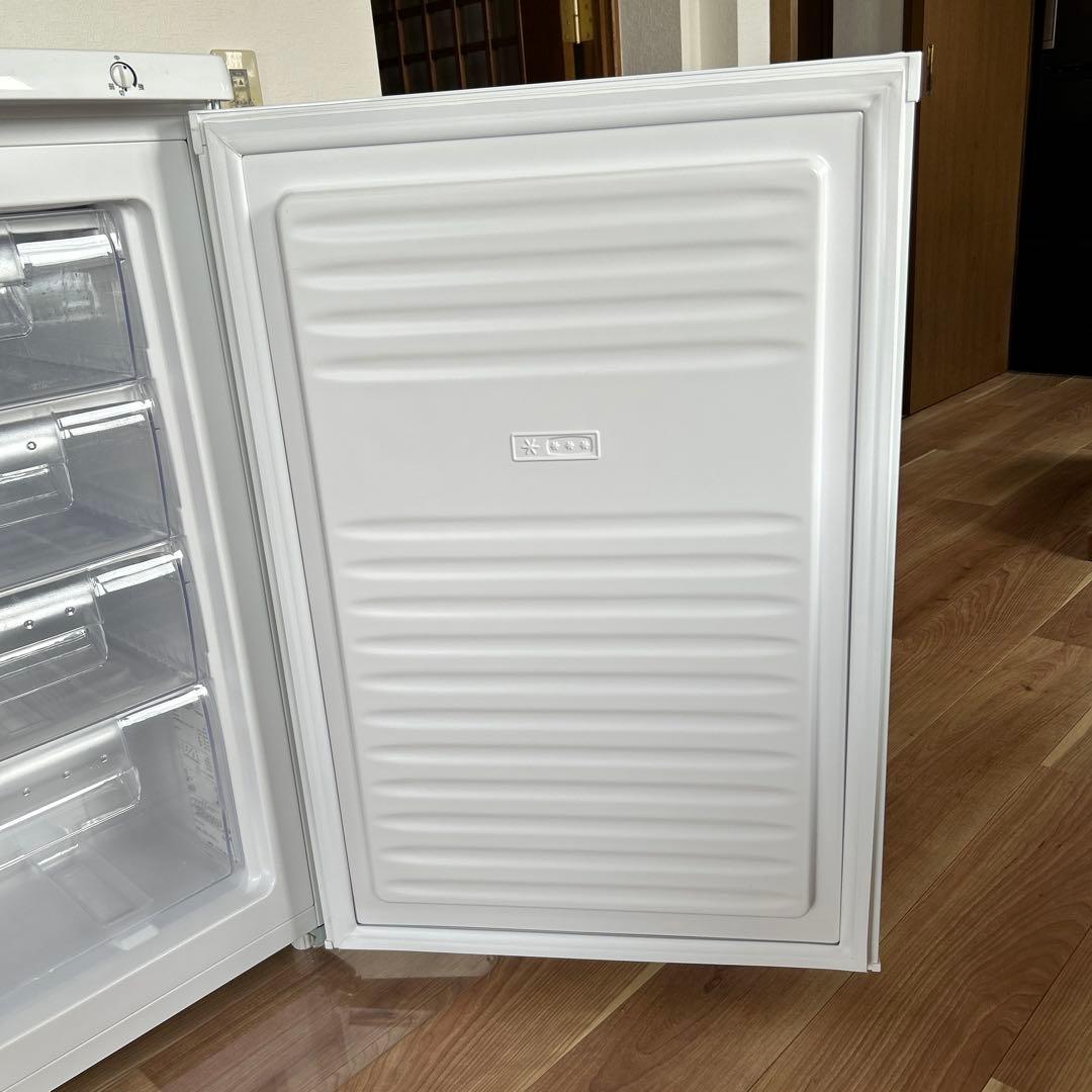 冷凍庫　4つ引き出し付き