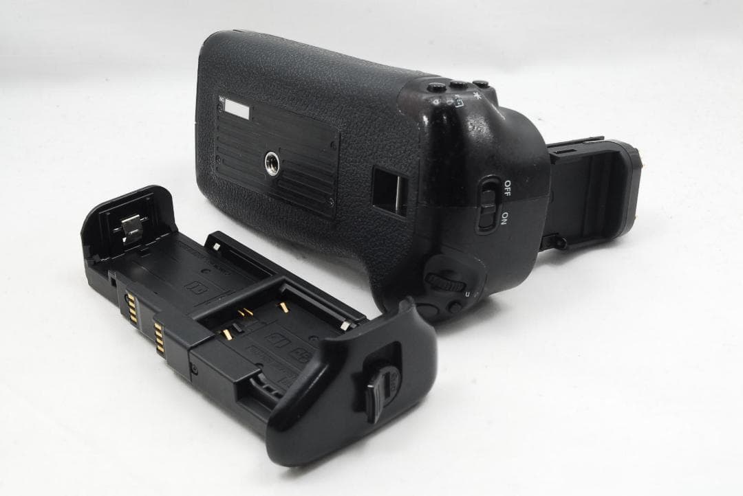 キャノン EOS 5D Mark Ⅲ &バッテリーグリップ BG-E11 712