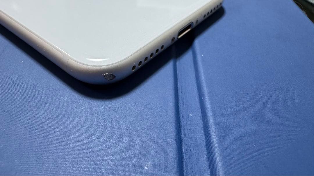 iphone8 シルバー