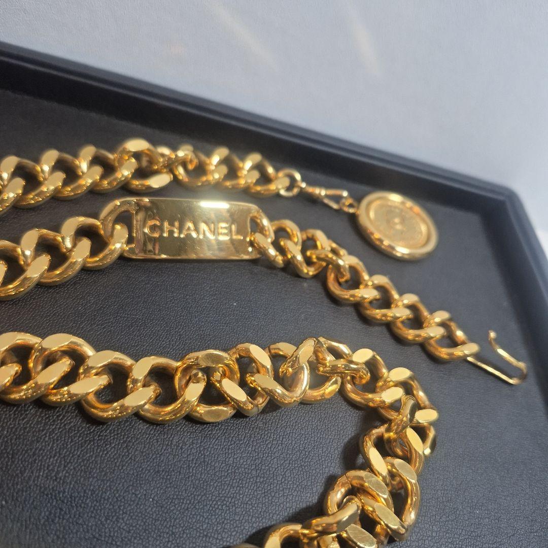 CHANEL　ゴールド　チェーンベルト　ココマーク
