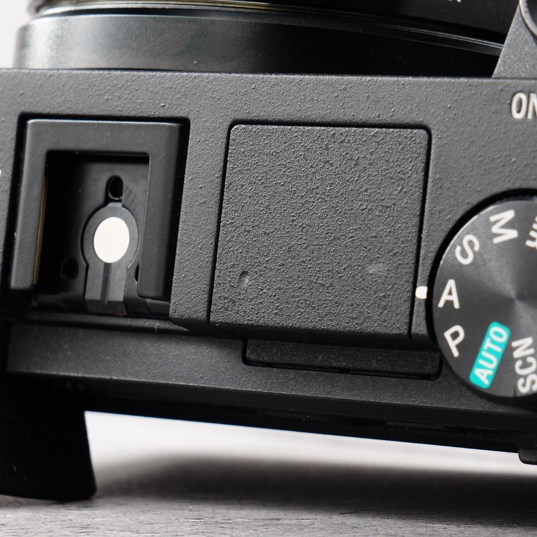 美品 SONY 真・α6400L 世界最速AF 4K動画 180度液晶 854