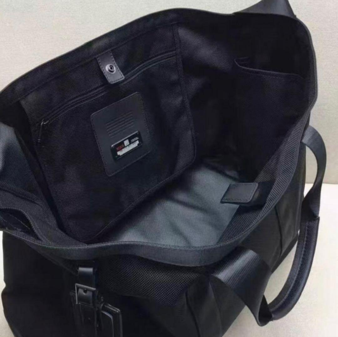 TUMI ALPHAアルファ キャリーオールトート ブラック　未使用に近い