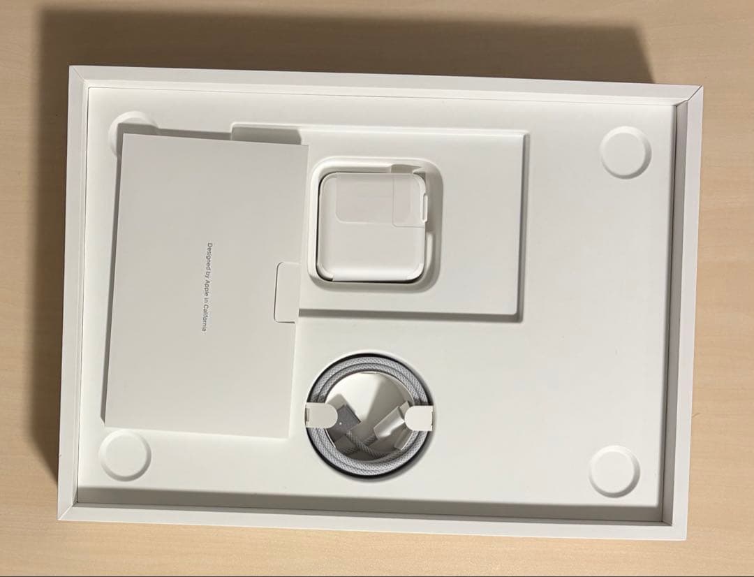 【完美品】MacBook Air M3 13インチ 16GB 256GB保証有り