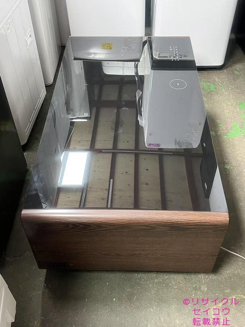 ロイヤル スピーカー冷蔵庫付きテーブル 135L 22年式 2504221655