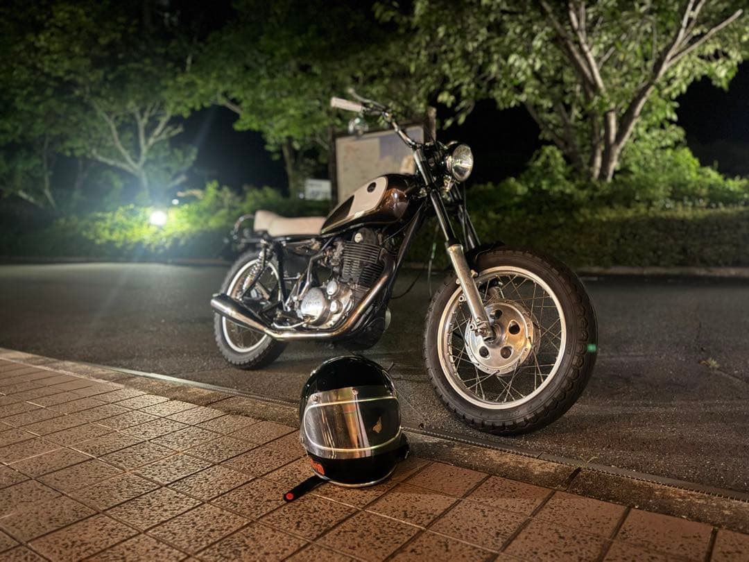 ベーツTTタイプシート ホワイト SR400/500