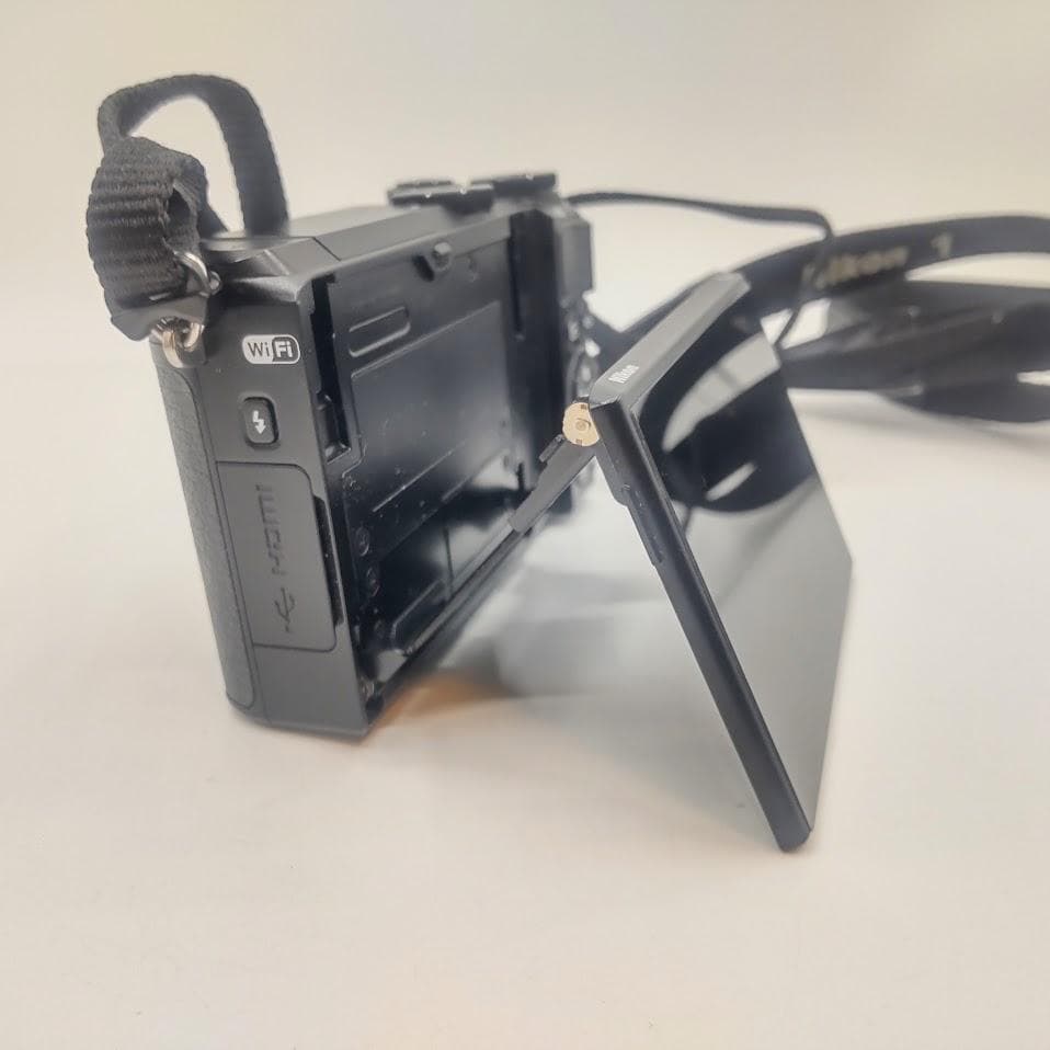 ★撮影3459枚★ Nikon ニコン Nikon1 J5　ボディ 一眼