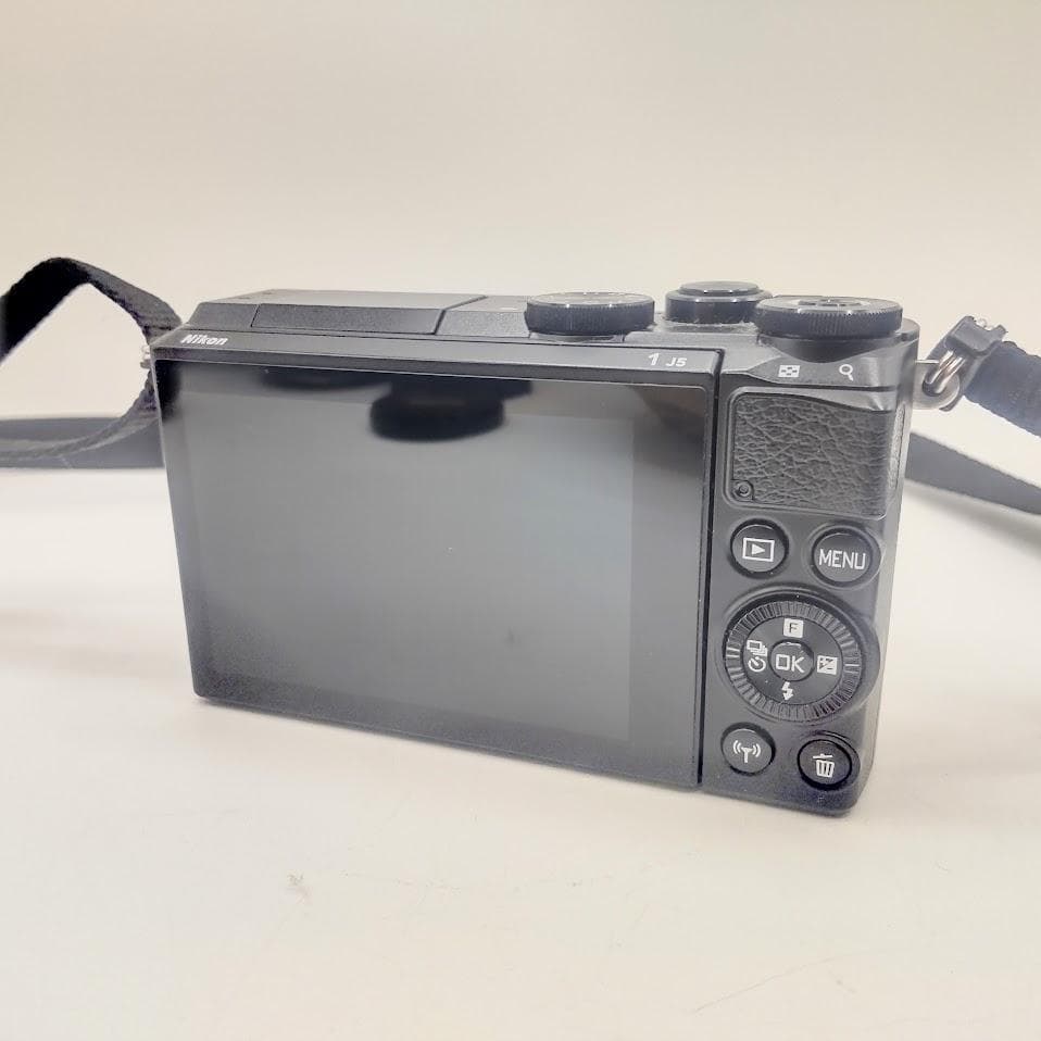 ★撮影3459枚★ Nikon ニコン Nikon1 J5　ボディ 一眼