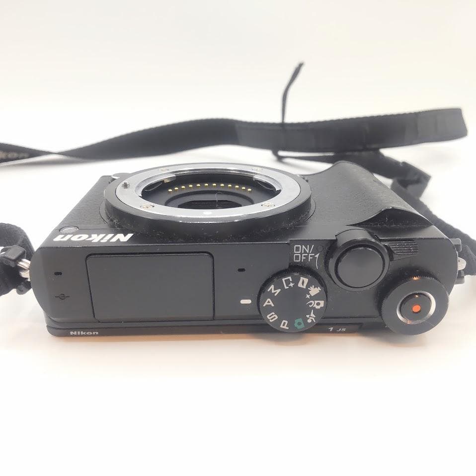 ★撮影3459枚★ Nikon ニコン Nikon1 J5　ボディ 一眼