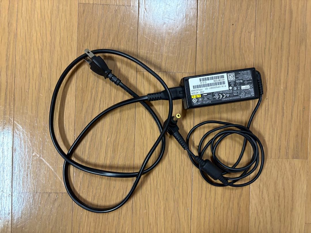 富士通 LIFEBOOK UH75/C3 2018年11月発表モデル