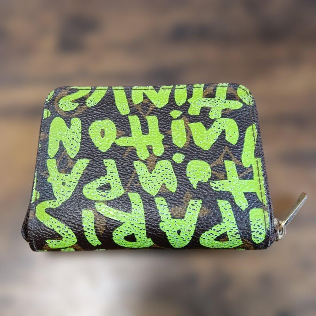 希少　Louis Vuitton グラフィティ ケース　二つ折り財布