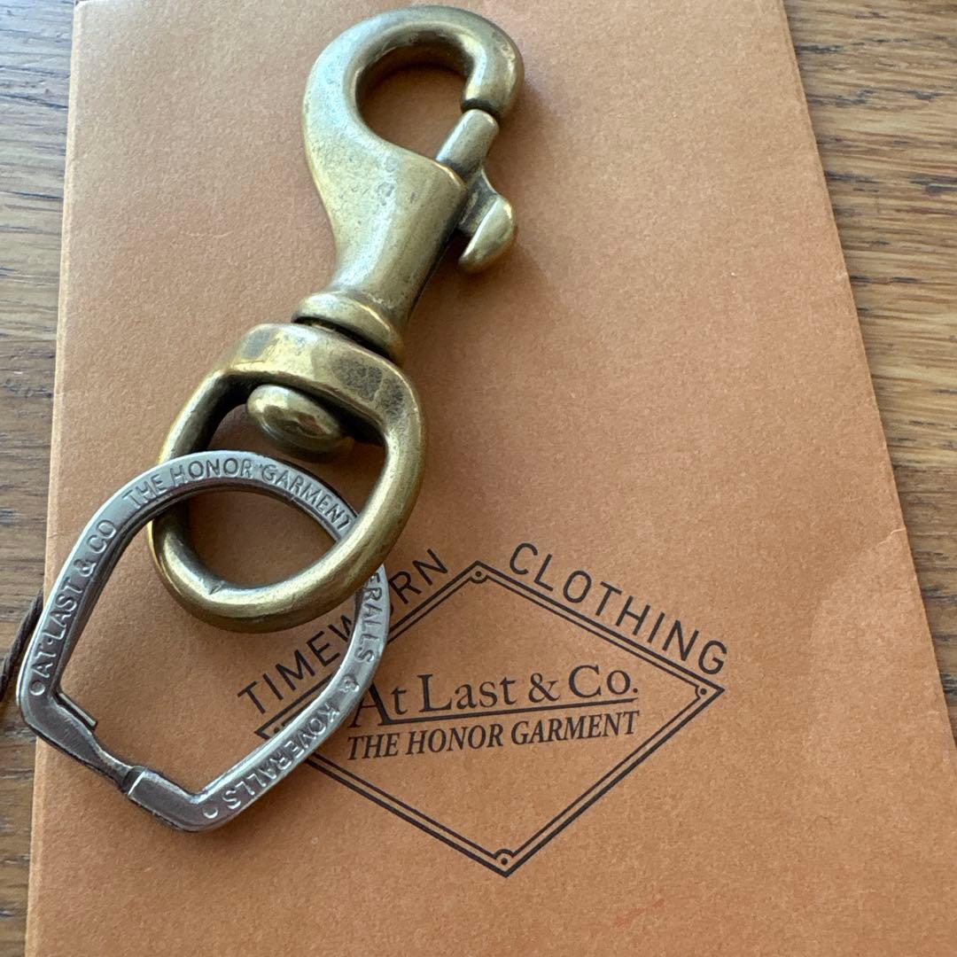 At Last & Co. キーホルダー