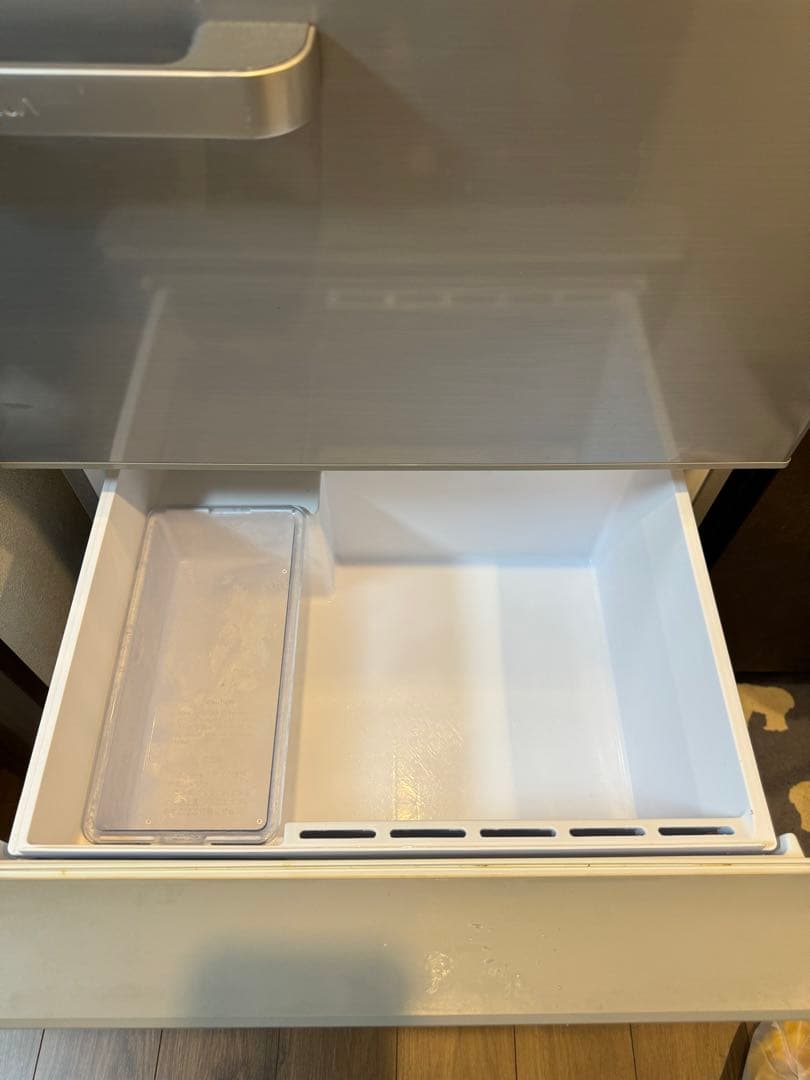 冷蔵庫　AQR-27G2