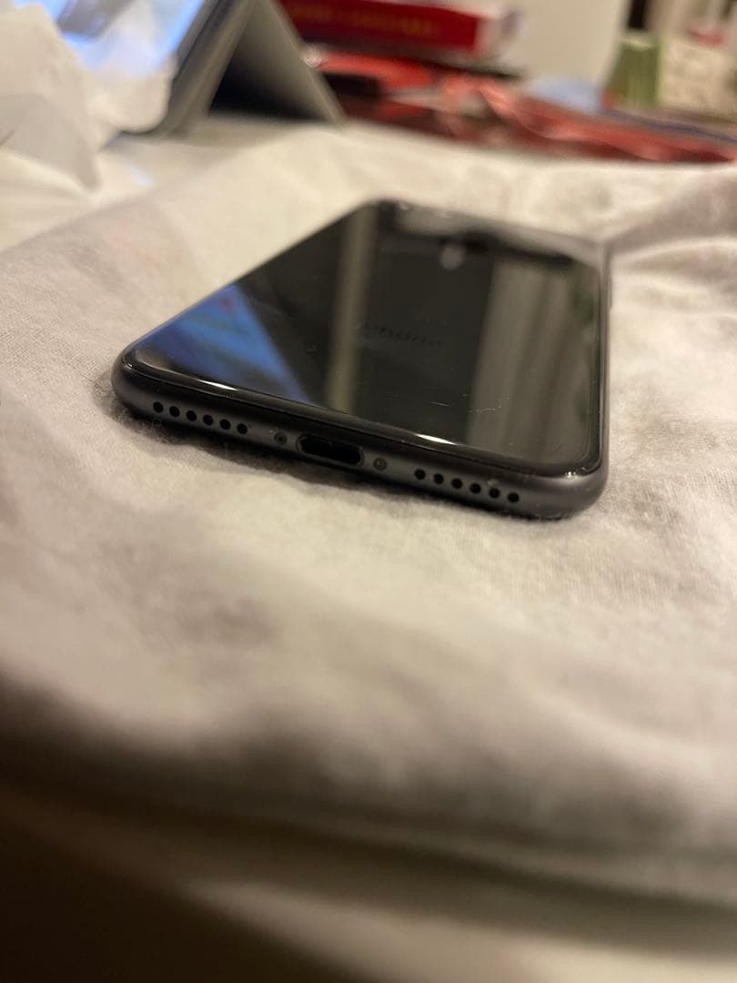 Apple iPhone 8 スペースグレー 本体