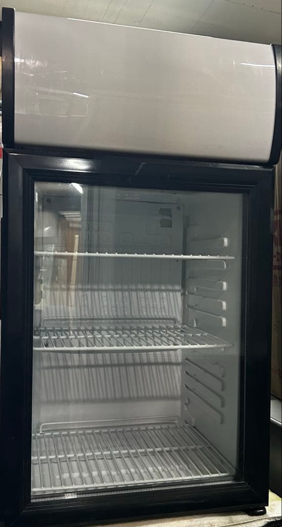 ガラスドア冷蔵庫 ホワイト/ブラック