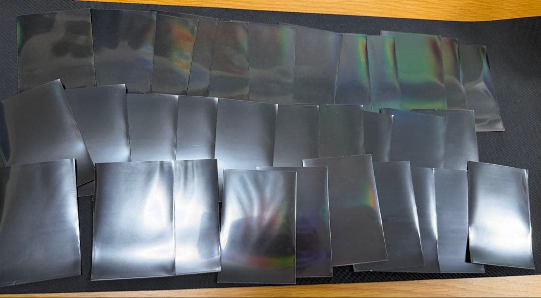 遊戯王 究極宝玉神 レインボードラゴン スリーブ 33枚 絶版 希少