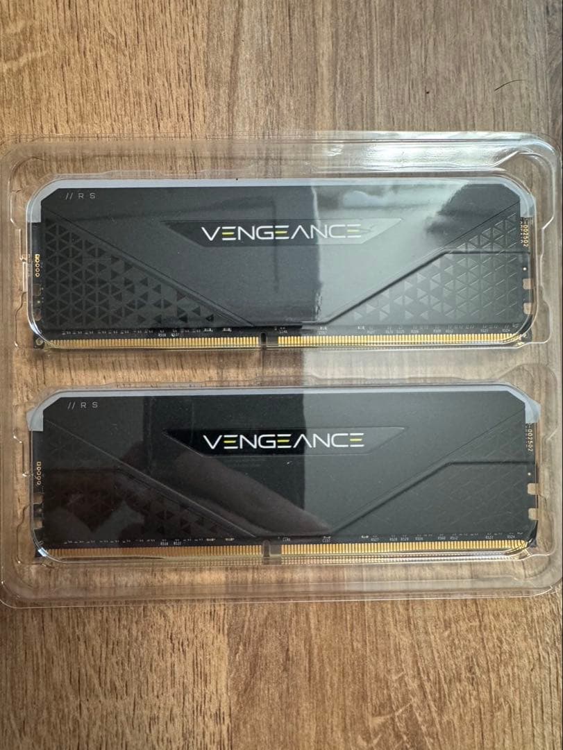 ゆきる様CORSAIR VENGEANCE 32GB DDR4-3600