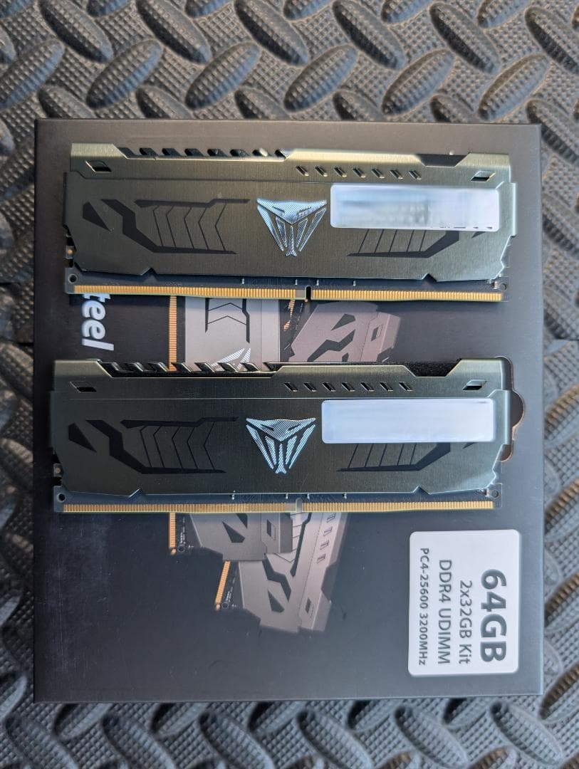 メモリー Patriot Viper Steel DDR4 64GB(32GBx2)