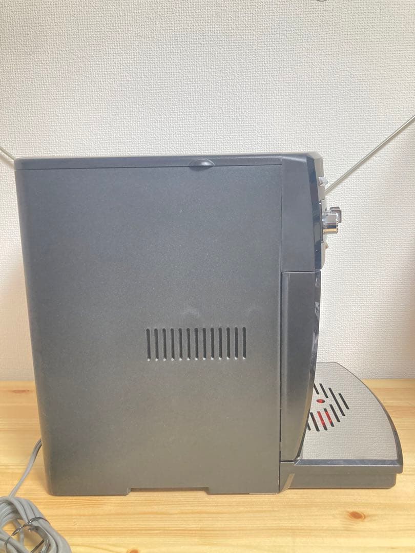 ☆ 美品！！ DeLonghi ESAM03110B デロンギ コーヒーマシン