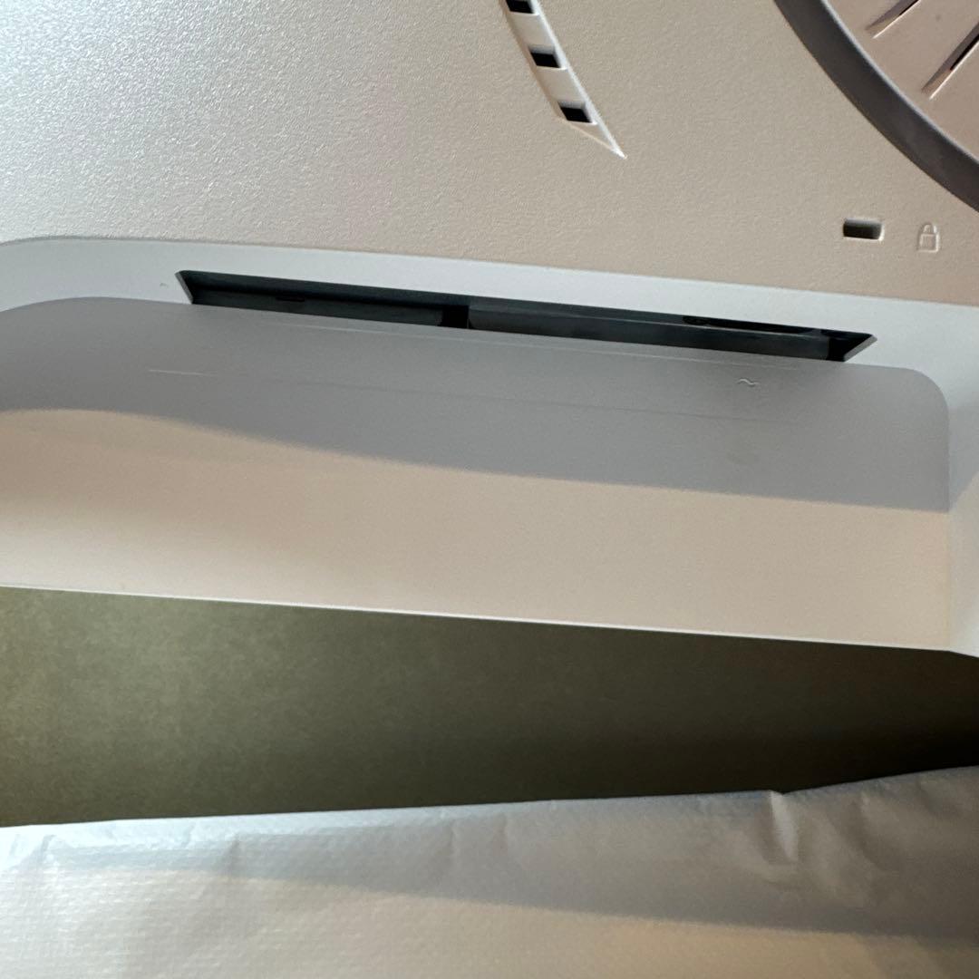 AOCゲーミングモニター　AG273FXR/11 27インチ　ホワイト　ピンク