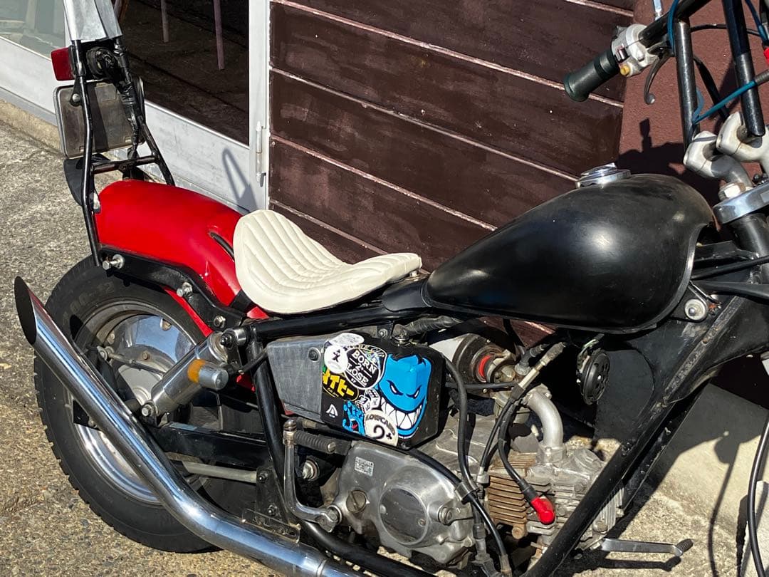 ジャズ50 ￼JAZZ50 シート　白　黒カバー付き　2way 白黒