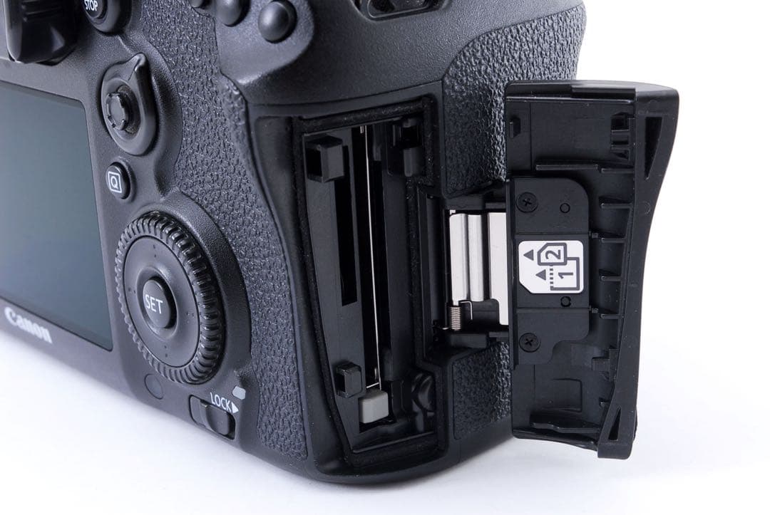 【動作品】キヤノン デジタル一眼レフ CANON EOS 7D Mark2