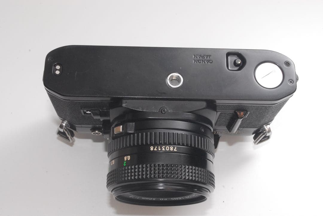 [美品]　Canon AE-1 ブラック fd 50mm f1.8