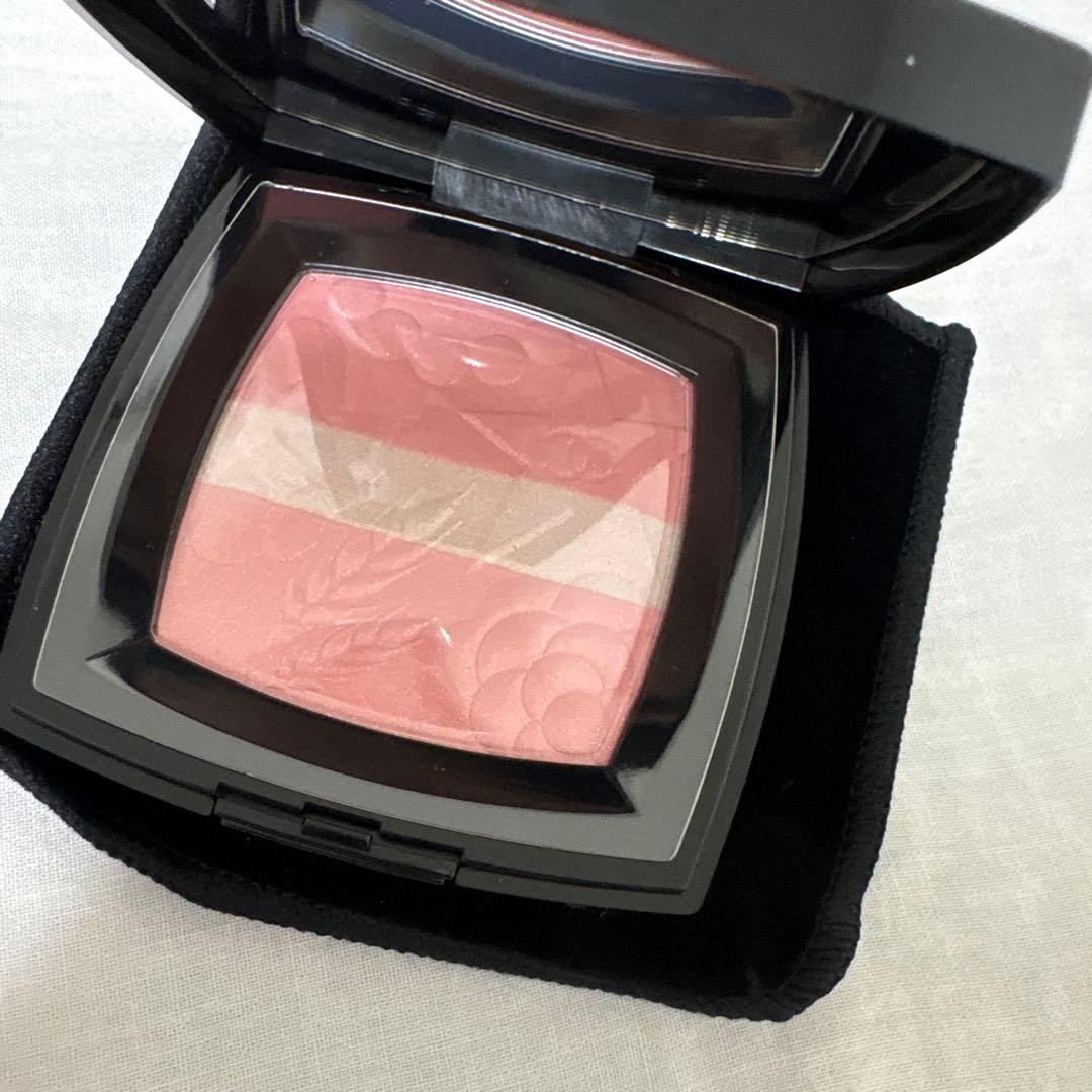 チーク CHANEL 997 ROSE LUMIERE