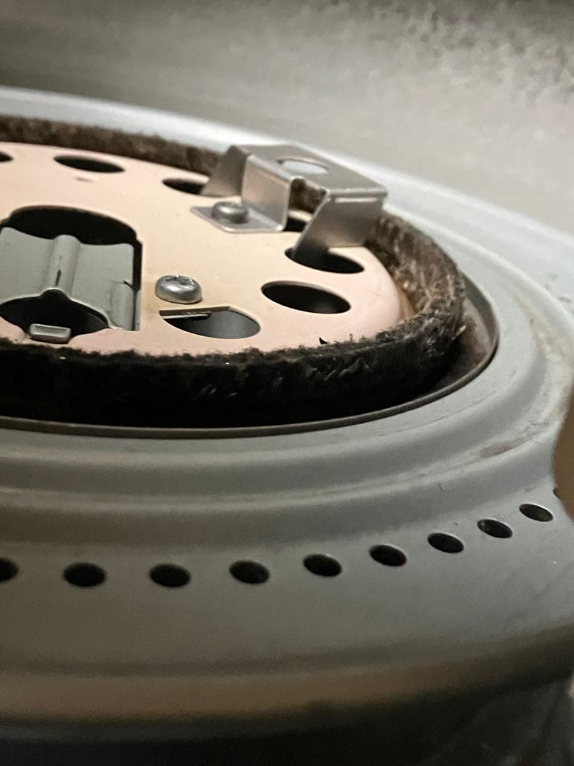 2日ほど値下げ中　コロナ 石油ストーブ ホワイト SL6622W