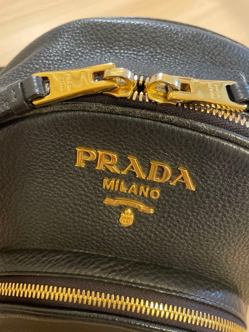 値下げ！プラダ　PRADA バッグ　リュック　 レディース