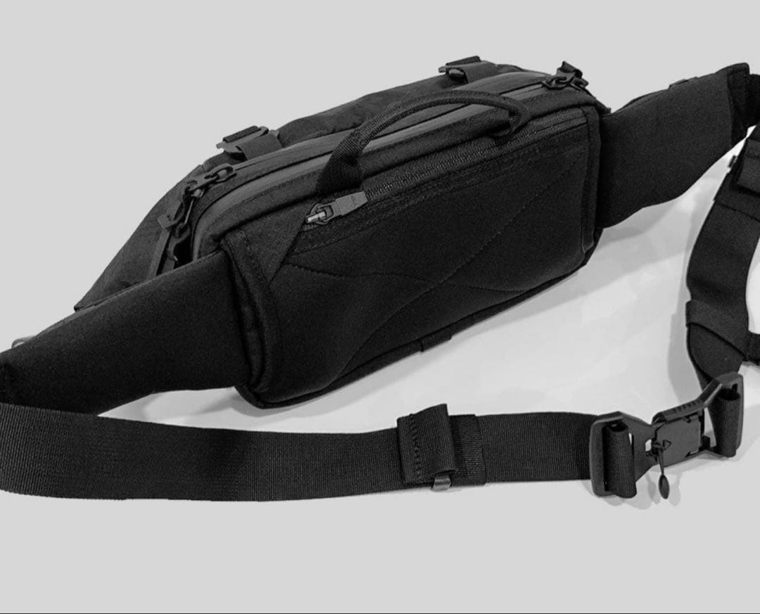 コ*ク様 CODE OF BELL X-POD II ブラック ボディバッグ