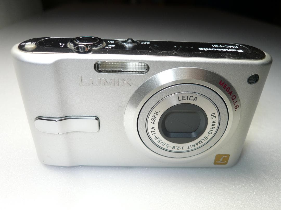 LUMIX★DMC-FS1⭐️飽きの来ないシルバー❤️安心の実働品