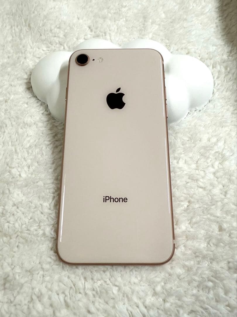 iPhone8本体 64GB ゴールド ドコモ購入端末