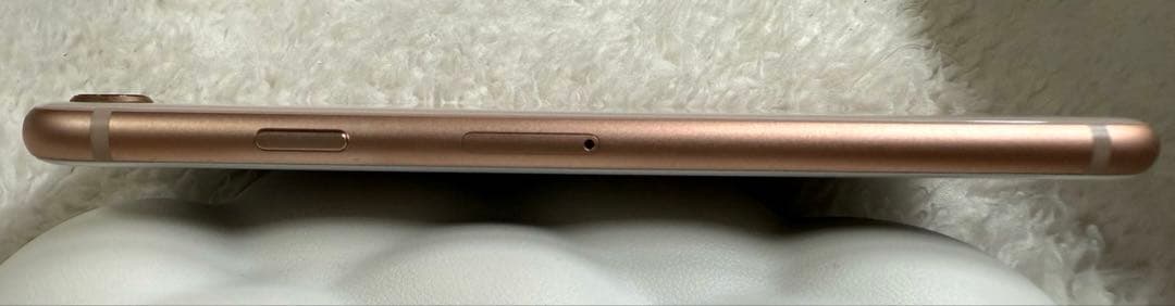 iPhone8本体 64GB ゴールド ドコモ購入端末