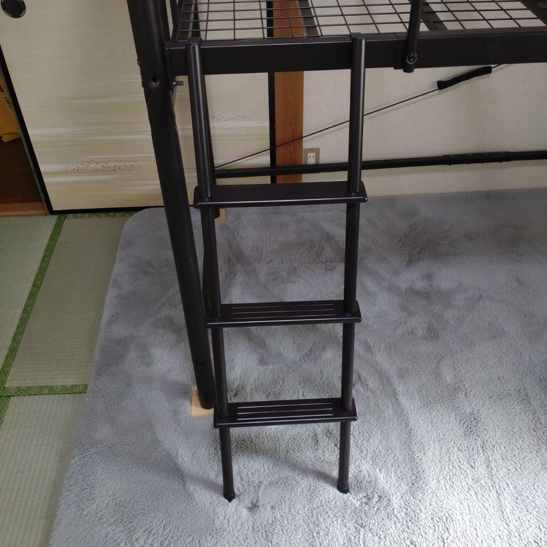 黒のロフトベッド シングルサイズ