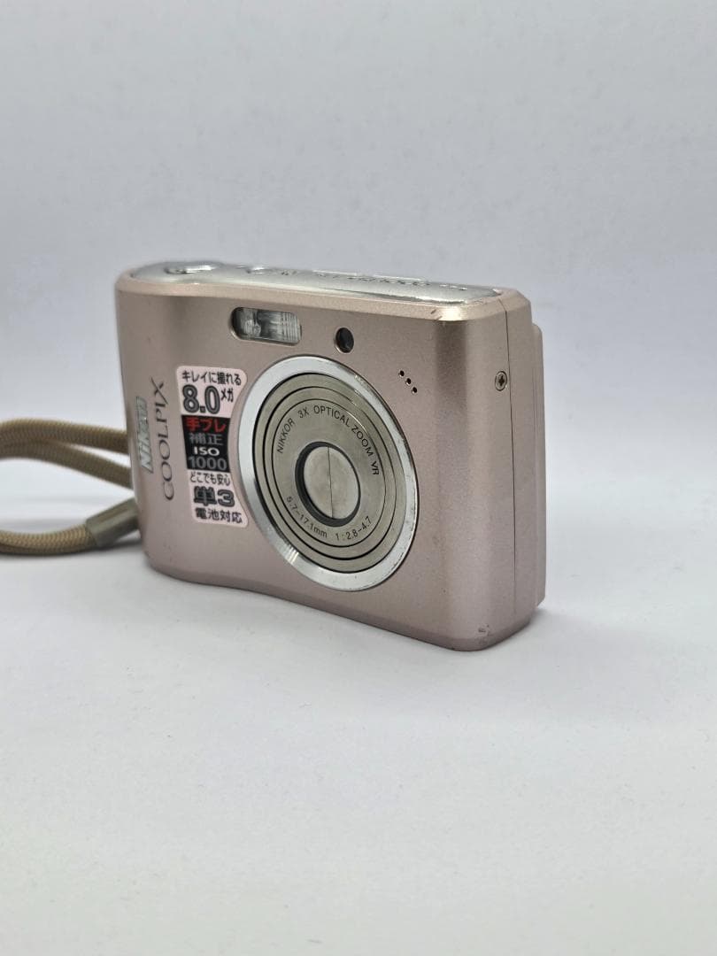 Nikon COOLPIX 8.0メガピクセル ピンク